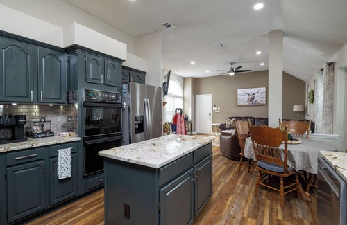 McKinney House | Family-Friendly Stay in Quiet Area w/Pool Table