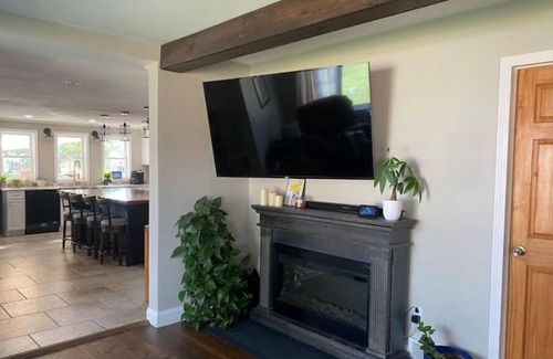 Central Square House | Family friendly home on Oneida lake with dock