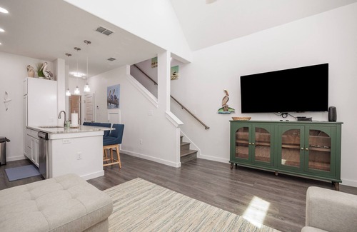 Corpus Christi House | Family-Friendly Beach Townhome w/Pool, Pirate Playground & Pet-Friendly Perks