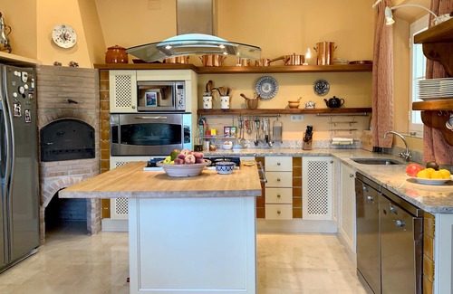 Arriate Villa | Family friendly villa, private pool and barbecue, 10 min drive from Ronda