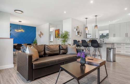 Northeast Edmonton House | Family Game Escape: Pet-Friendly, Arcade & Coffee Bar, 15 Min to Downtown