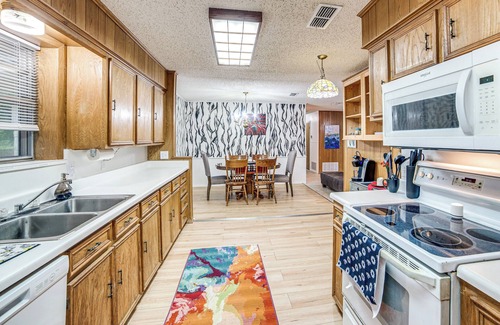 Mineola House | Family Getaway on 4 Acres in Mineola!