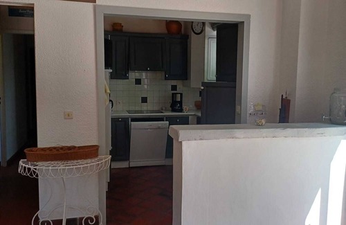 Saint-Palais-sur-Mer Villa | Family house on large wooded grounds 2 km from the beach