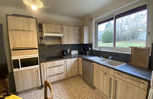 La Roche-Posay House | Family Home 550m from Thermes du Connétable – Spacious, Well-Equipped, Pet-Friendly