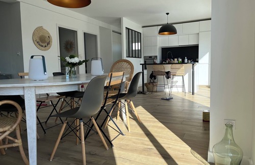 La Turballe House | Family home for 8 people, renovated in 2024 with heated pool.