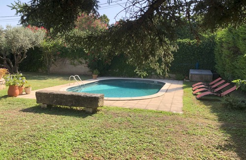 Noves Villa | Family home in Provence with swimming pool