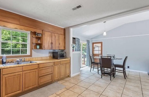Knoxville House | family home
