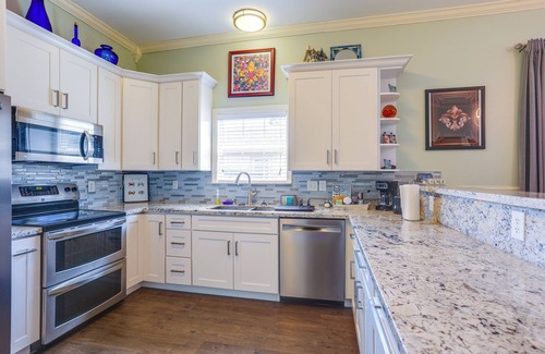 Saint Roch House | Family Home w/Fenced Backyard in New Orleans!