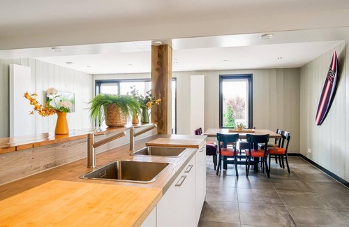 Callantsoog House | Family house the Groote Kaap: A unique and stylish group accommodation at the beach