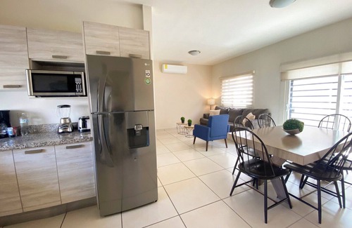 Hermosillo House | Family House w/Alberca 5 min Airport/Consulate