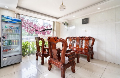 Binh Chanh House | Family-Oriented Stay at Hoang Hau, Vietnam