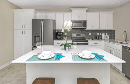 Kissimmee Condo | Family place with gorgeous view, 4 miles to DISNEY