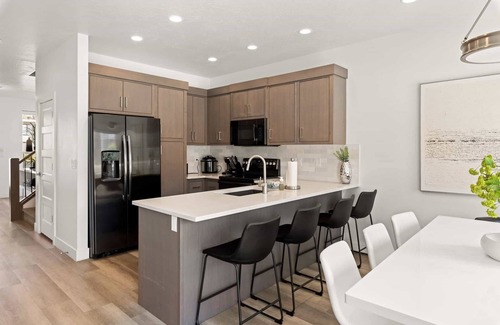 St. George House | Family Reunion Fun (#13 and #15) SLEEPS 32! GREAT AMENITIES!
