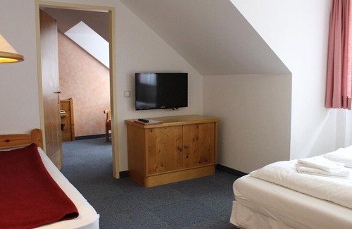 Annaberg im Lammertal Hotel | Family room for 5 pers. with shower, WC - Sporthotel Dachstein West