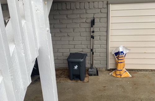 Spokane Valley Apartment | ❤️‍🔥Family Space, Easy Access near Brown’s Park 🛹🏐🏀💦Apt 1