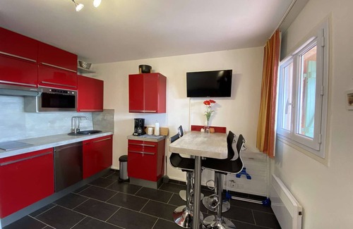 Les Issambres Apartment | Family studio with terrace, pool, tennis, and parking in Les Issambres