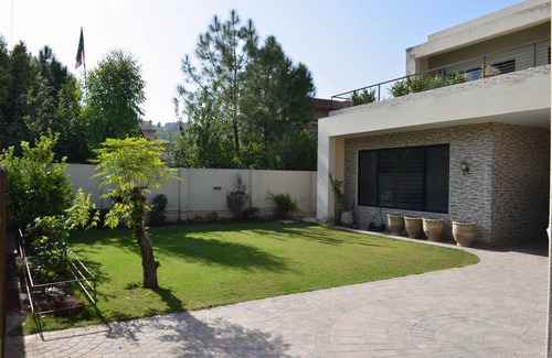 Islamabad House | Family Suite, 2 Bedroom with common bath, and a dinning room
