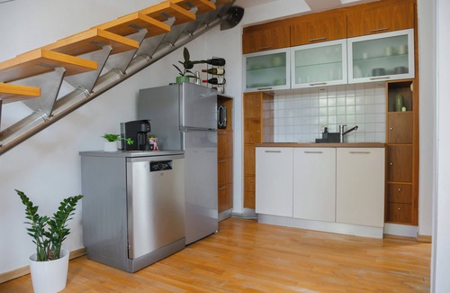Ljubljana Apartment | Family suite in old city with free parking, BRIDGE APARTMENTS
