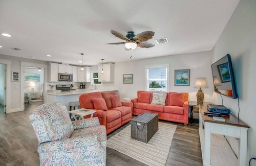 Bradenton Beach House | Family Tides – AMI Two-Unit Retreat w/Pool, Rooftop Deck & Gulf/Bay Views