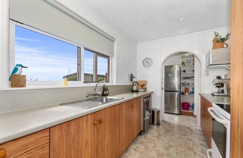 Ruakaka House | Family Tides - Ruakaka Holiday Home