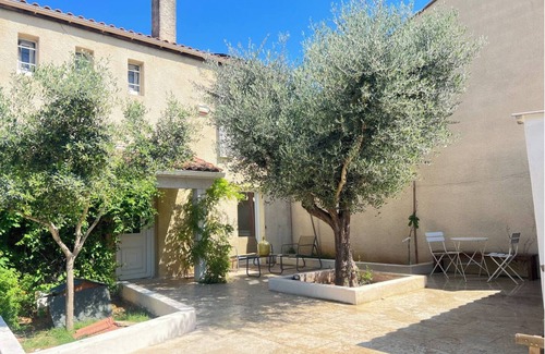 Lattes Villa | Family villa with pool 10min from MPL (train station and airport) and beaches
