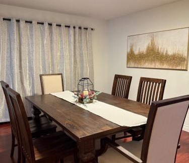 East San Jose House | FamilyFriendly 3BR Near Eastridge, Lake Cunningham