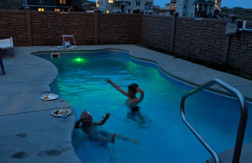 Carova Beach House | FamilyMemoryMaker!,8 MASTERS,MovieRoom,OceanViews,Pool,HotTub,Grill,StarlinkWiFi