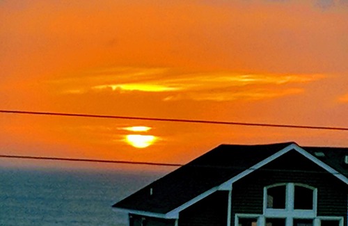 Carova Beach House | FamilyMemoryMaker!,8 MASTERS,MovieRoom,OceanViews,Pool,HotTub,Grill,StarlinkWiFi