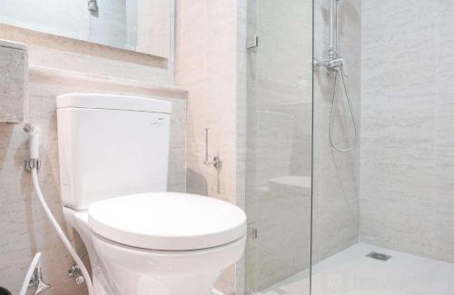 Pantai Indah Kapuk Apartment | Fancy and Comfort 1BR at Gold Coast Apartment By Travelio