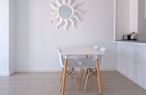 Es Canar Apartment | Fantastic Apartment by the Sea with Air Conditioning, Wi-Fi, Pool & Terrace