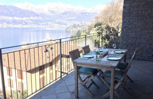 Dorio Apartment | Fantastic apartment with a wonderful panoramic view of Lake Como