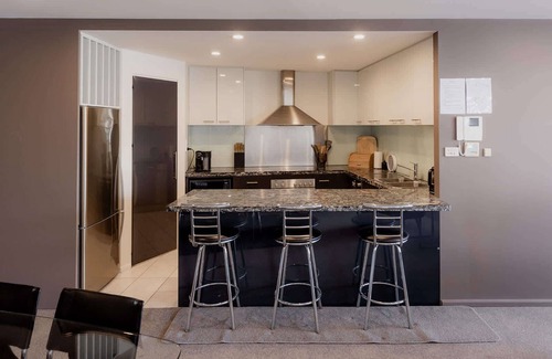 Hobart Central Business District Apartment | Fantastic CBD Apartment with Views