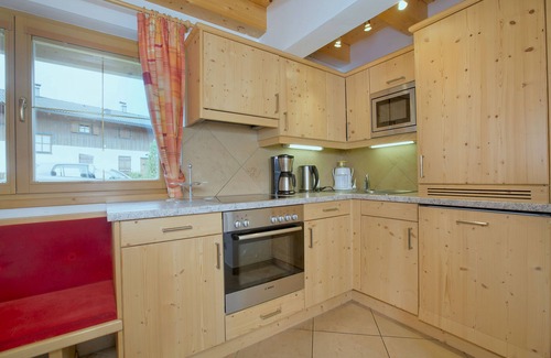 Hochkrimml Ski Chalet | Fantastic chalet for 8 persons directly at the nature reserve