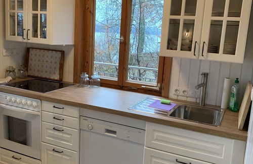 Untershofen Ski Chalet | Fantastic chalet on Lake Simssee - lake and mountain views in Upper Bavaria