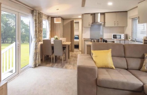 Colchester Cabin | Fantastic Family 3-Bed static Caravan cooper bea