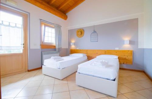 Lonato del Garda Apartment | Fantastic lake view, swimming pool, BelloSguardo