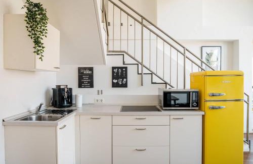 Schoeneweide Apartment | Fantastic Loft with Balcony