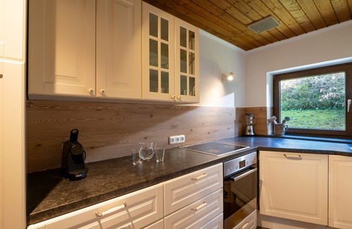 Oberndorf in Tirol Ski Chalet | Fantastic mountain view chalet, 10 min to Kitzbühel, ski in ski out, 8 persons