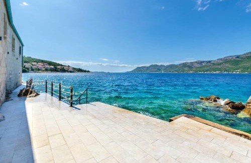 Cove Tri Zala (Zrnovo) Villa | Fantastic Seafront Villa 4 Bedrooms Villa Samostan Prestige Stunning Sea Views & Enclosed Garden With Private Pool Korcula