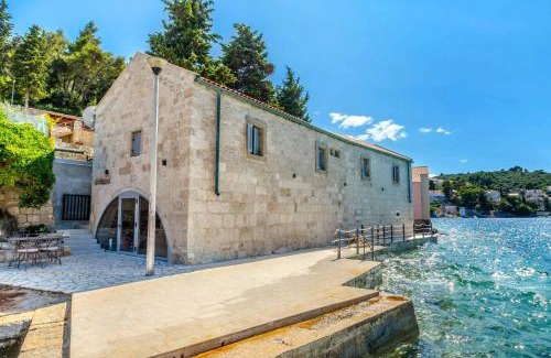 Cove Tri Zala (Zrnovo) Villa | Fantastic Seafront Villa 4 Bedrooms Villa Samostan Prestige Stunning Sea Views & Enclosed Garden With Private Pool Korcula
