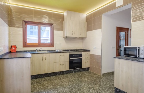 Sant Antoni de Portmany Villa | Fantastic Villa in Central Location with Pool, Wi-Fi and Air Conditioning, Pets Allowed