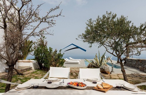 Kea Villa | Fantastic villa with a swimming pool, beautiful garden and a panoramic sea view