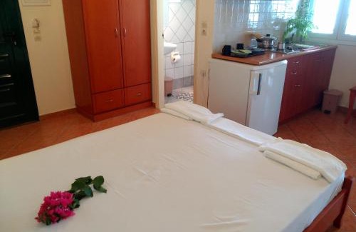 Kalamitsi Apartment | Fantastico Studios #2