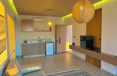 Uzunyurt Apartment | Faralya Tuz Suit