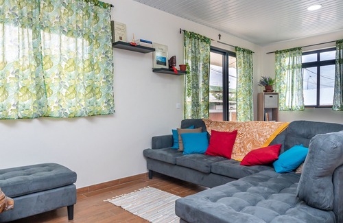 Taunoa House | Fare Anahoa 2BR : Comfort and Authenticity in Papeete