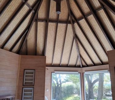 Temae House | Fare Mama Fenua plage baleines Moorea Temae