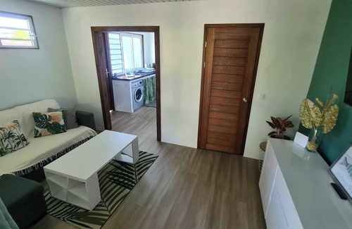 To'ahotu House | Fare Miti-Rapa Cosy Home. 15 minutes from the mythical Teahupoo wave.