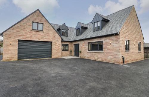 Matlock House | Farley Meadow View