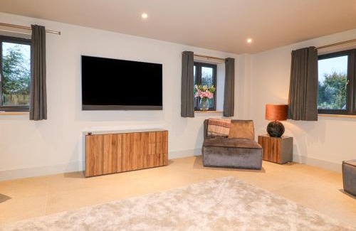 Matlock House | Farley Meadow View