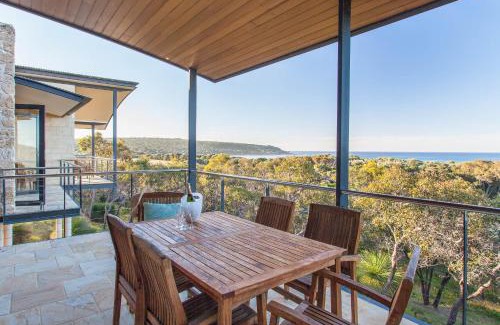 Naturaliste House | Farm Break West I Private Properties
